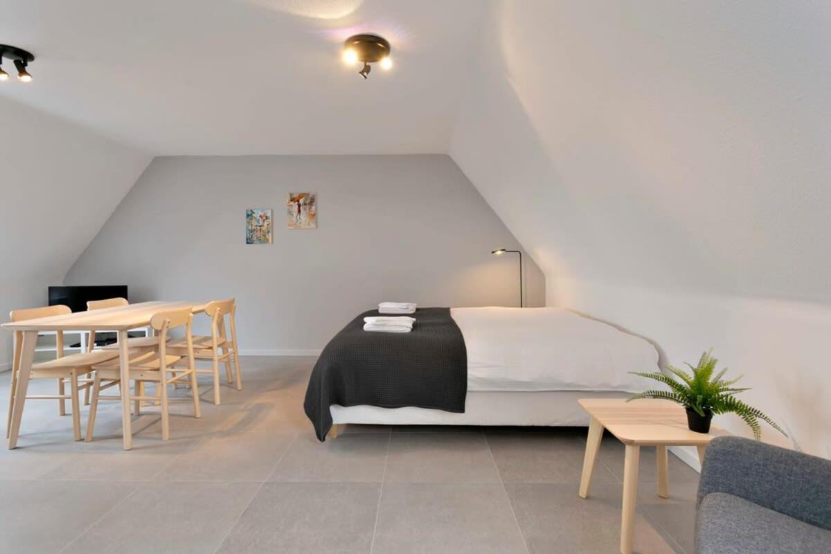 Huswell - Cozy And Roomy Studio With A Homely Feel De Haan Luaran gambar