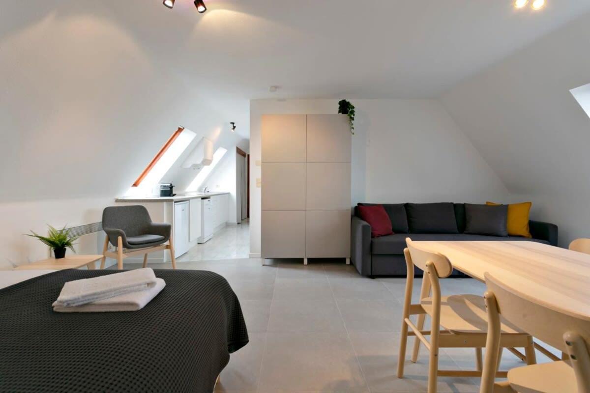Huswell - Cozy And Roomy Studio With A Homely Feel De Haan Luaran gambar