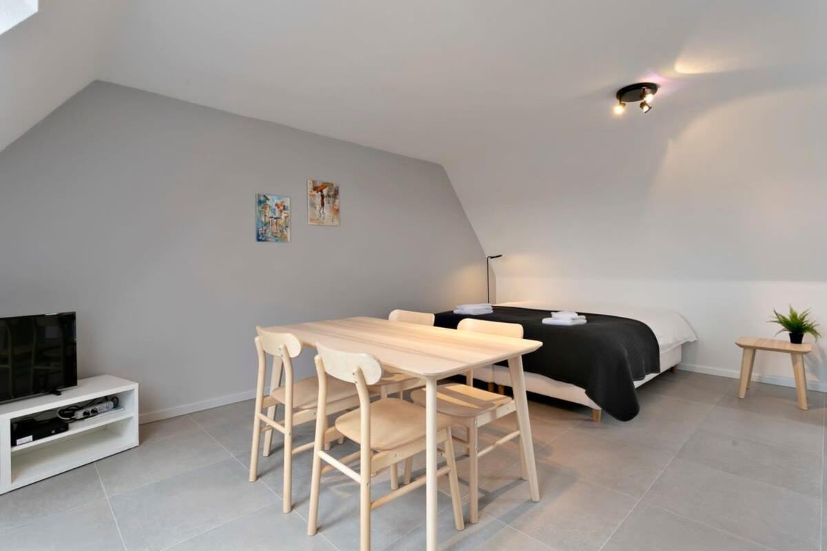 Huswell - Cozy And Roomy Studio With A Homely Feel De Haan Luaran gambar