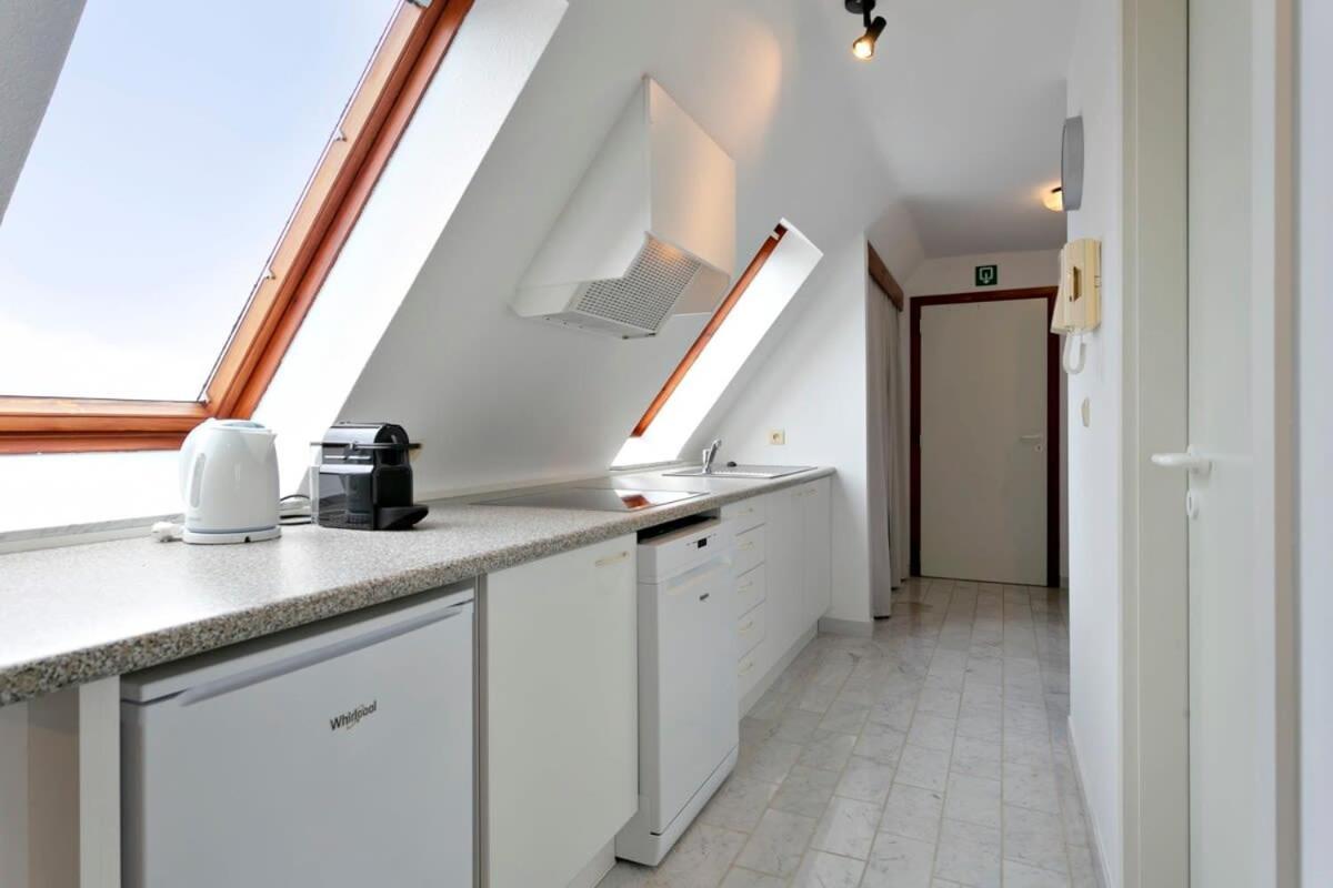 Huswell - Cozy And Roomy Studio With A Homely Feel De Haan Luaran gambar